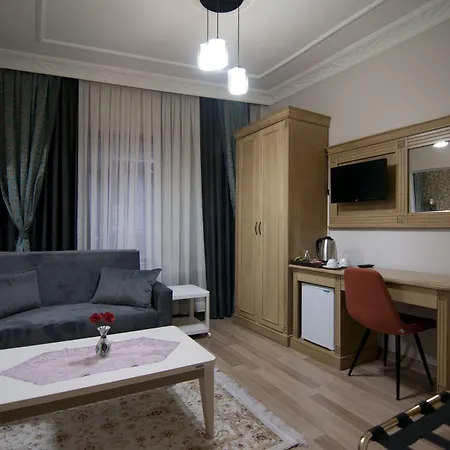 Blue Tuana Old Hotel 3*