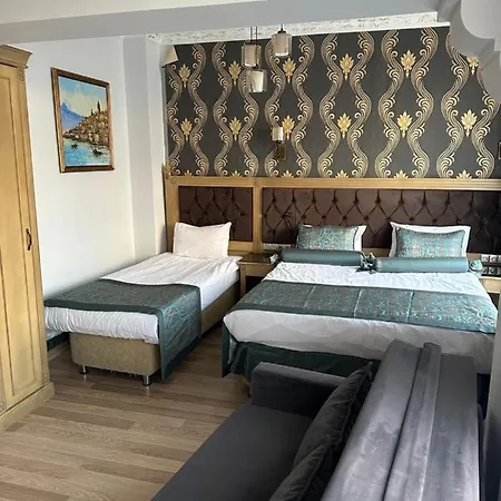 Blue Tuana Old 3*