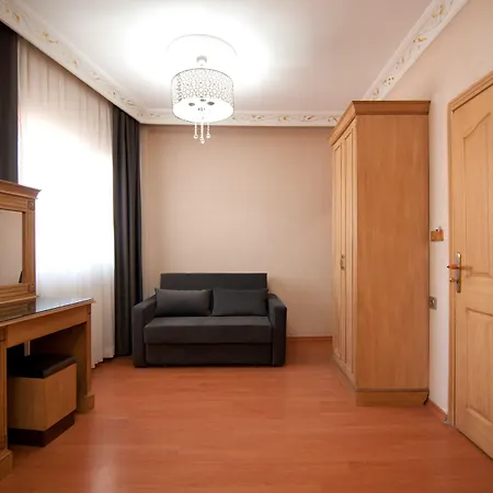 Blue Tuana Old 3* Стамбул
