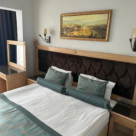 Hotel Blue Tuana Old