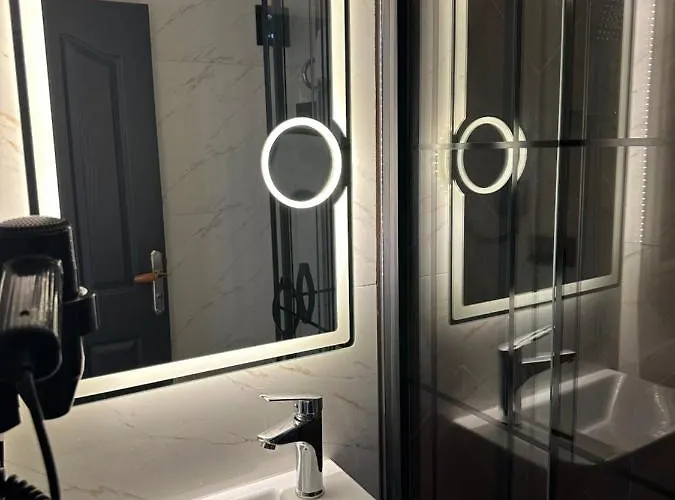 Blue Tuana Old Hotel