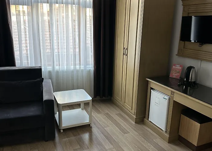 Blue Tuana Old Hotel