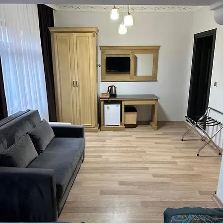 Blue Tuana Old Hotel 3*